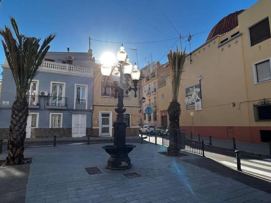 Great Apartment Close To Plaza De Torres Alicante Esterno foto