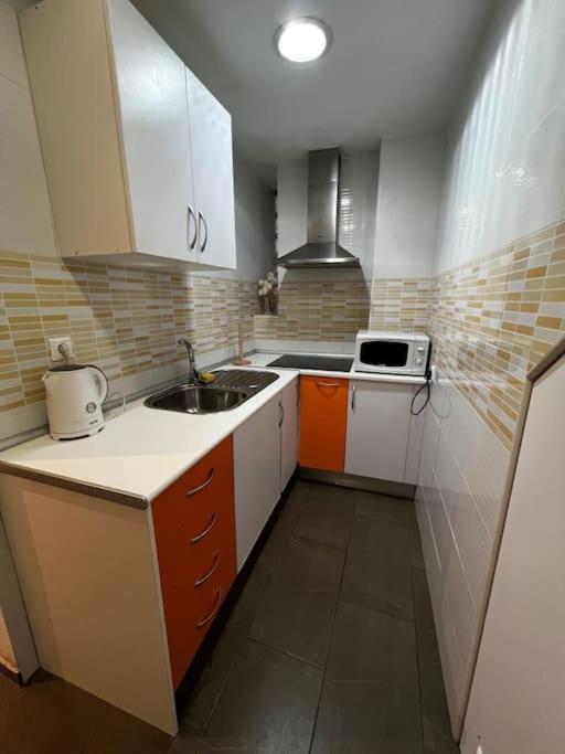 Great Apartment Close To Plaza De Torres Alicante Esterno foto