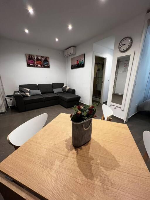 Great Apartment Close To Plaza De Torres Alicante Esterno foto