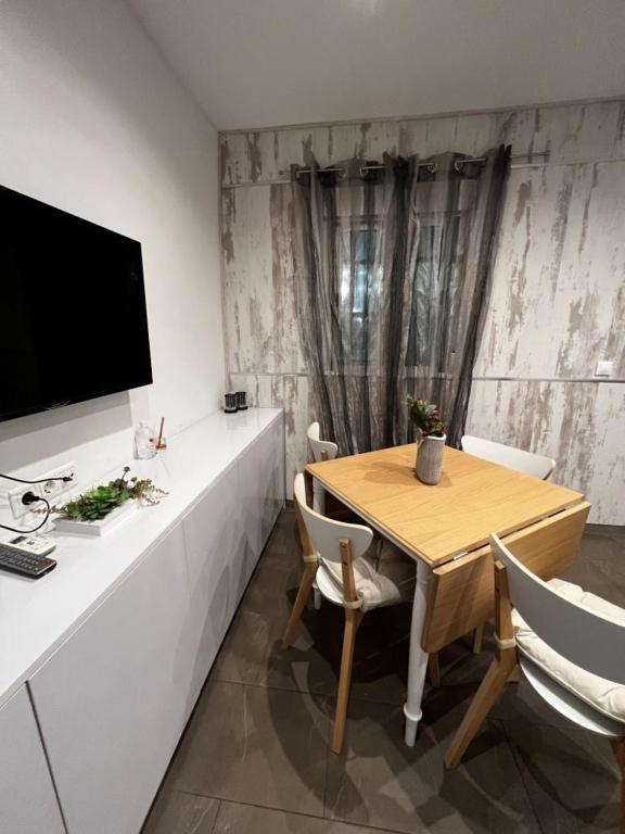 Great Apartment Close To Plaza De Torres Alicante Esterno foto